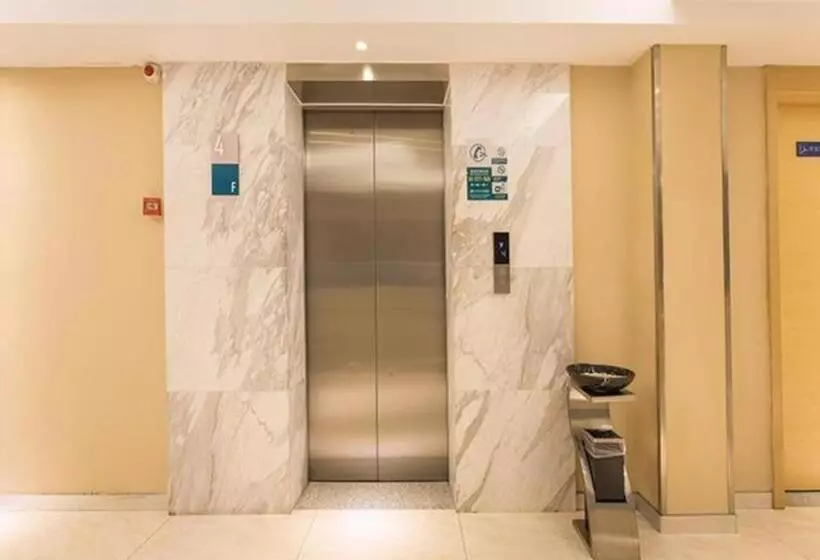 ホテル City Comfort Inn Qinzhou South Bus Station