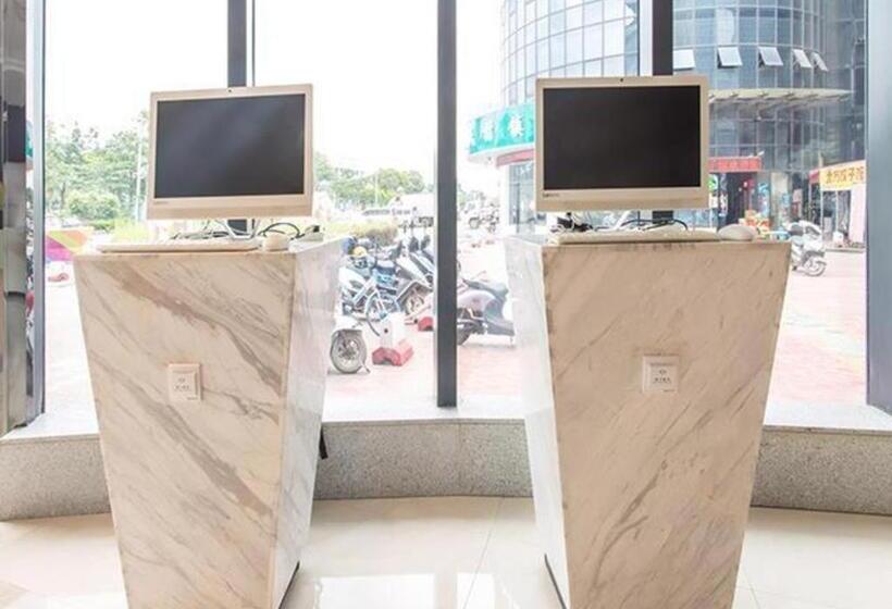 호텔 City Comfort Inn Qinzhou South Bus Station