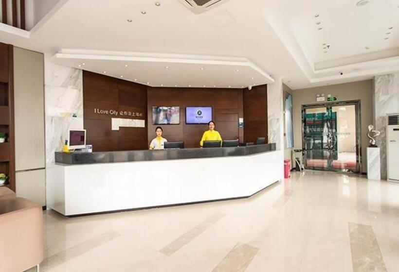 호텔 City Comfort Inn Qinzhou South Bus Station