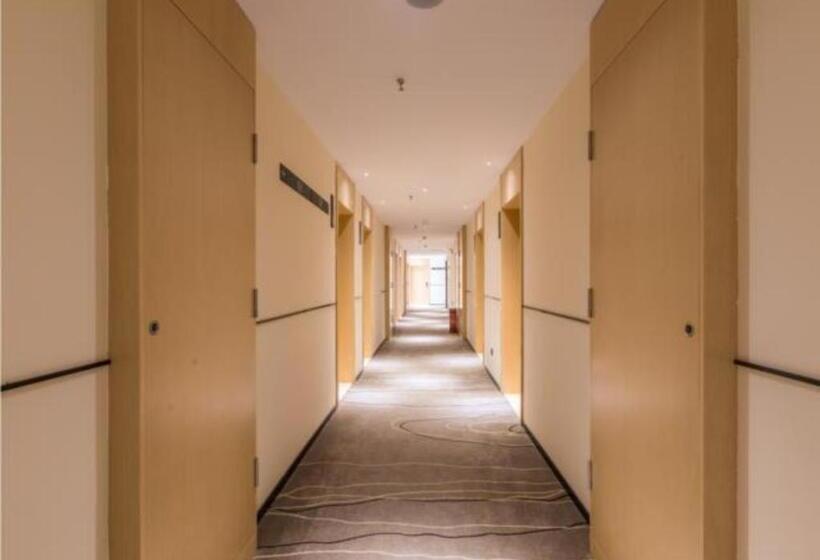 Отель City Comfort Inn Shijiazhuang High Speed Railway Station Dong Feng Road