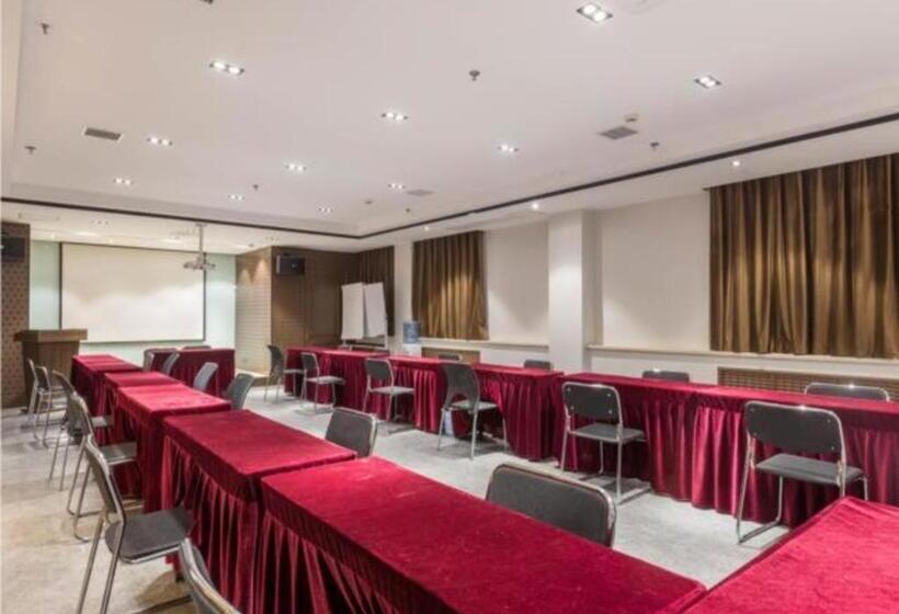 Отель City Comfort Inn Shijiazhuang High Speed Railway Station Dong Feng Road