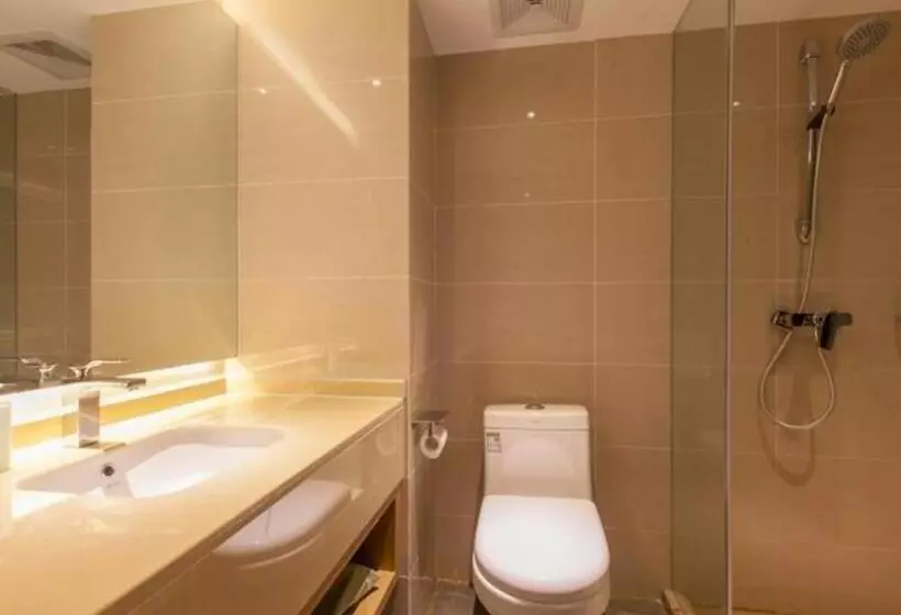 هتل City Comfort Inn Wuhan International Expo Center Yongwang