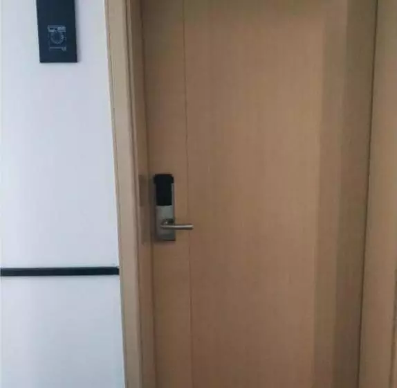 هتل City Comfort Inn Wuhan International Expo Center Yongwang