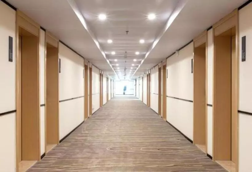 هتل City Comfort Inn Wuhan International Expo Center Yongwang