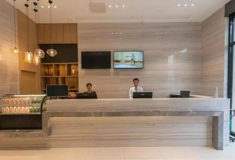 هتل City Comfort Inn Wuhan International Expo Center Yongwang
