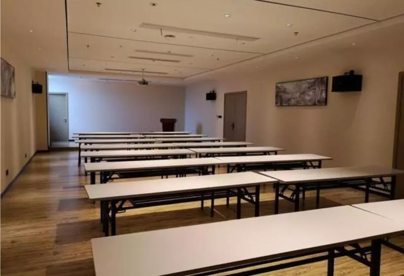 Hotelli City Comfort Inn Zhangjiagang Bus Terminal Xianggangcheng