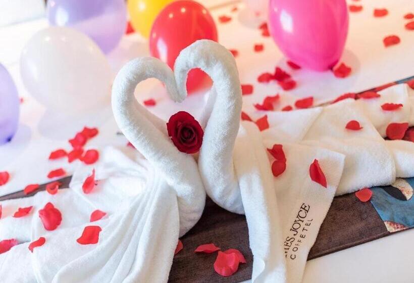 בית מלון כפרי James Joyce Coffetel Tangshan Zunhua Film City