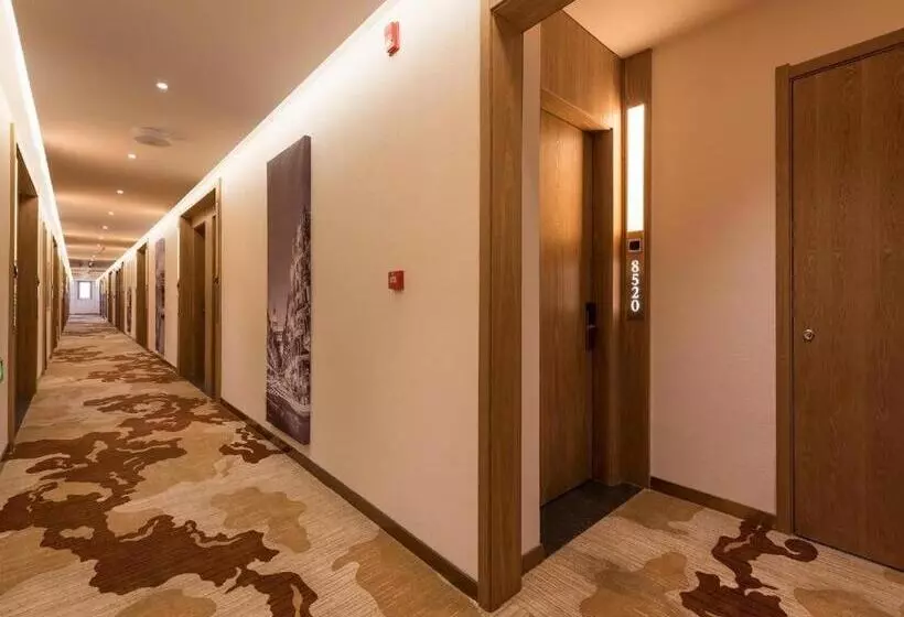 Hotelli James Joyce Coffetel Tangshan Zunhua Film City