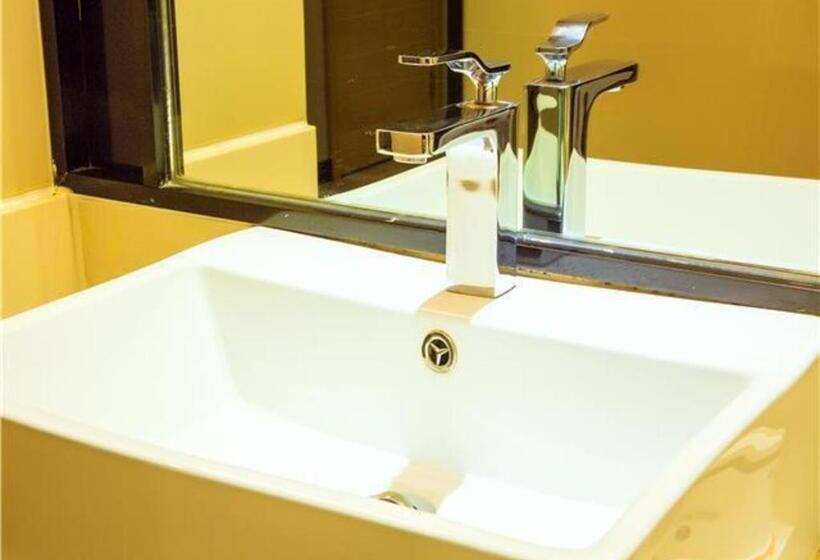 Otel Jtour Inn Wuzhou Arcade City Sanzongfu