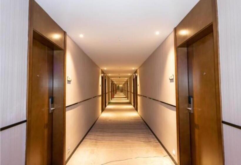 Otel Jtour Inn Yulin High Speed Railway Station Rt Mart