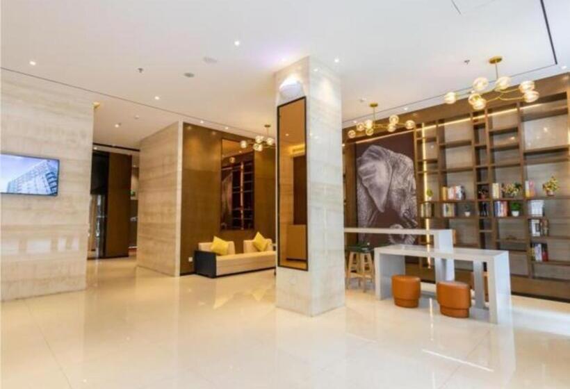 Otel Jtour Inn Yulin High Speed Railway Station Rt Mart