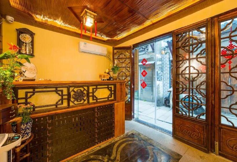 Отель The Courtyard Suzhou Inn Hemu Branch