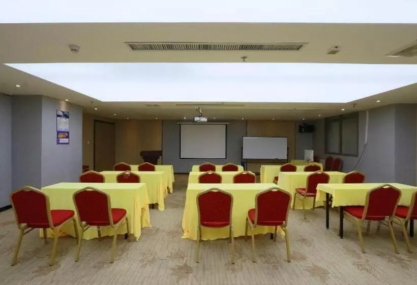 Lavande Hotels·foshan Pioneer Industrial Park