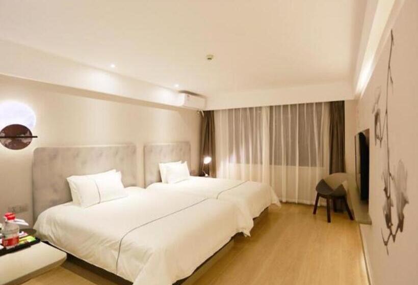 Magnotel Hotel Qionghai Wanquanhe Aihua Road