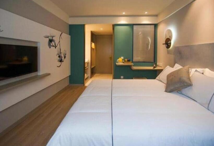 Magnotel Hotel Qionghai Wanquanhe Aihua Road