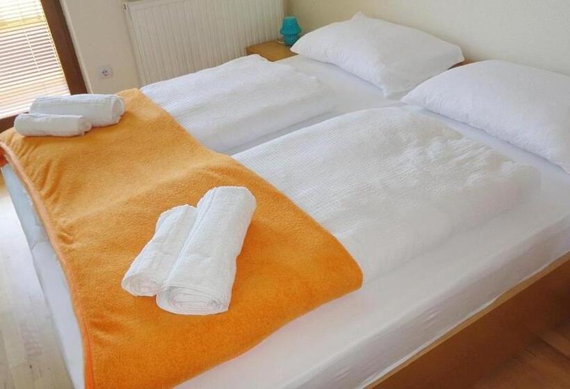 هاستل Sonnen Brijeg