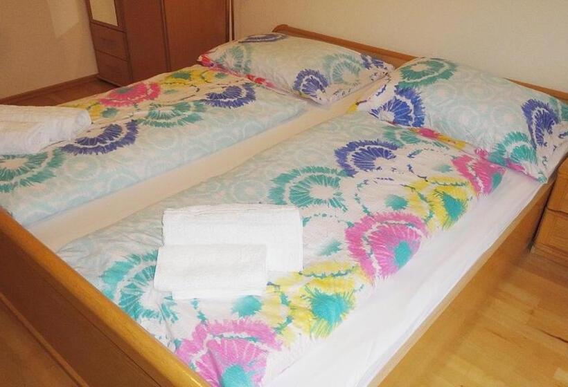 هاستل Sonnen Brijeg