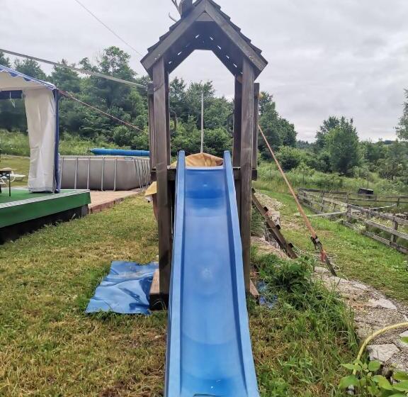 هاستل Sonnen Brijeg