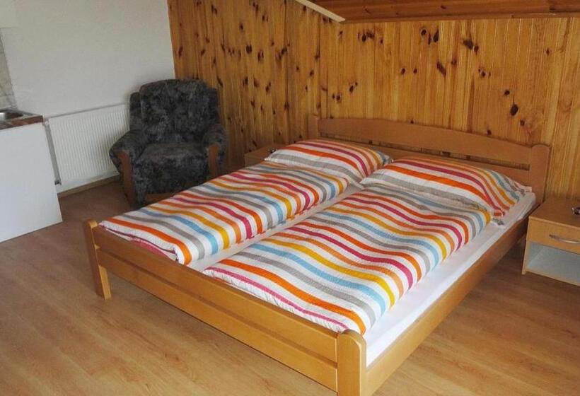 هاستل Sonnen Brijeg