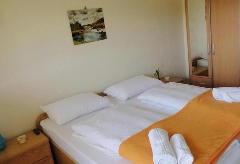 هاستل Sonnen Brijeg