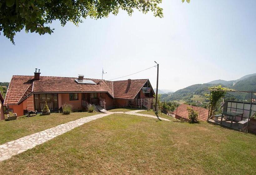 هاستل Sonnen Brijeg