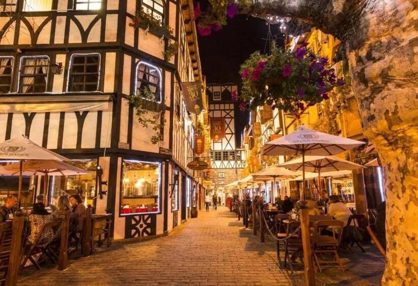 Apart Hotel Com Jacuzzi Privativa