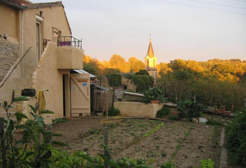 Bed & Breakfast Grande Chambre Calme Avec Vue, Wifi Et Parking Le Pêchereau Fr 1 591 559