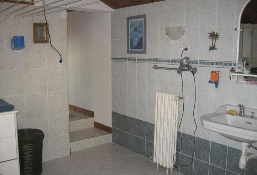 Bed and Breakfast Grande Chambre Calme Avec Vue, Wifi Et Parking   Le Pêchereau   Fr 1 591 559