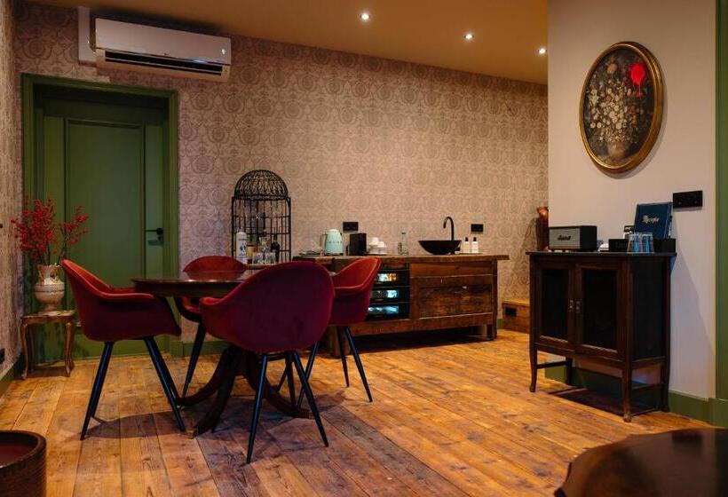 مبيت وإفطار Oan Tafel Suites