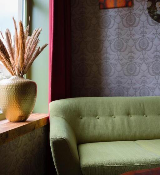 مبيت وإفطار Oan Tafel Suites