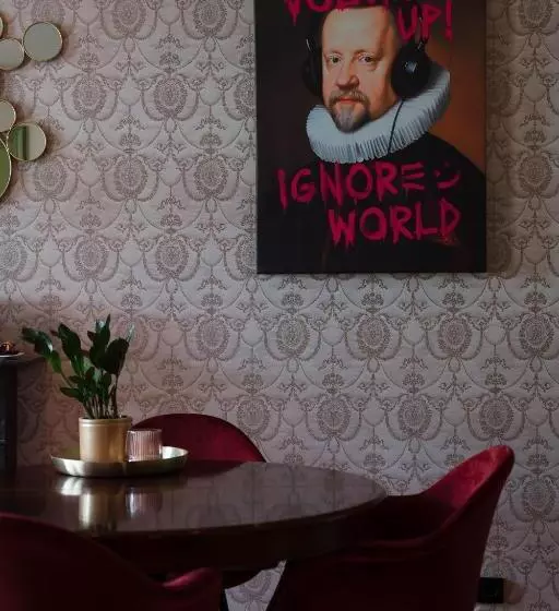 ベッドアンドブレックファースト Oan Tafel Suites