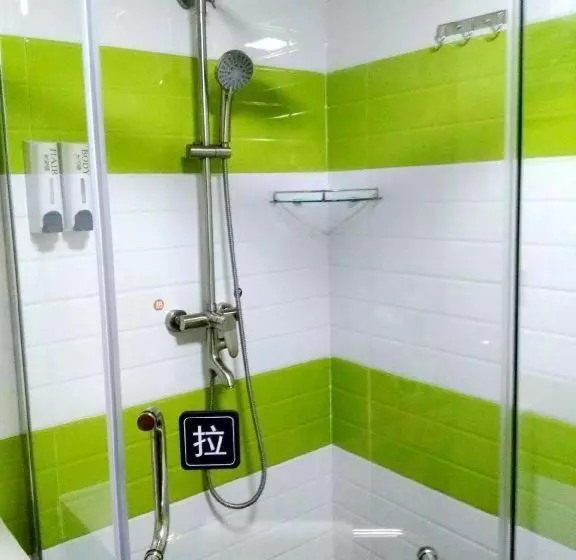 Hotelli 7 Days Inn Xingyi Wanfenglin Xiawutun