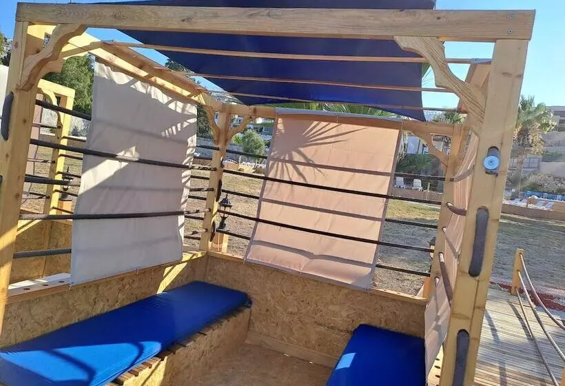 Hotelli Bodrum Liman Resort