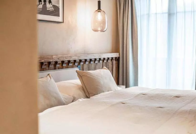 Hotelli Miiro The Mansard