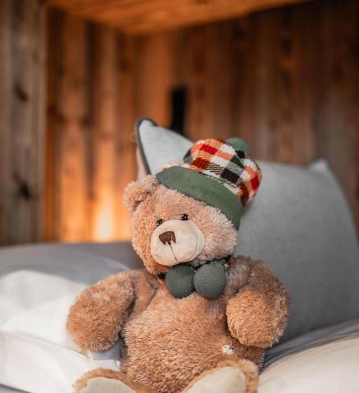 בית מלון כפרי Miiro The Mansard