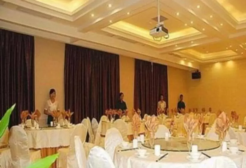 Hotelli Wuhan Venetian Boutique