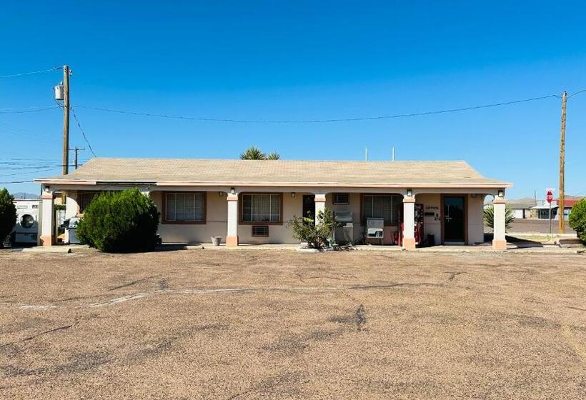 فندق على الطريق Budget Inn