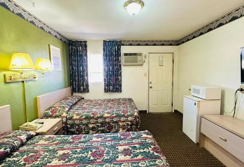 モーテル Budget Inn
