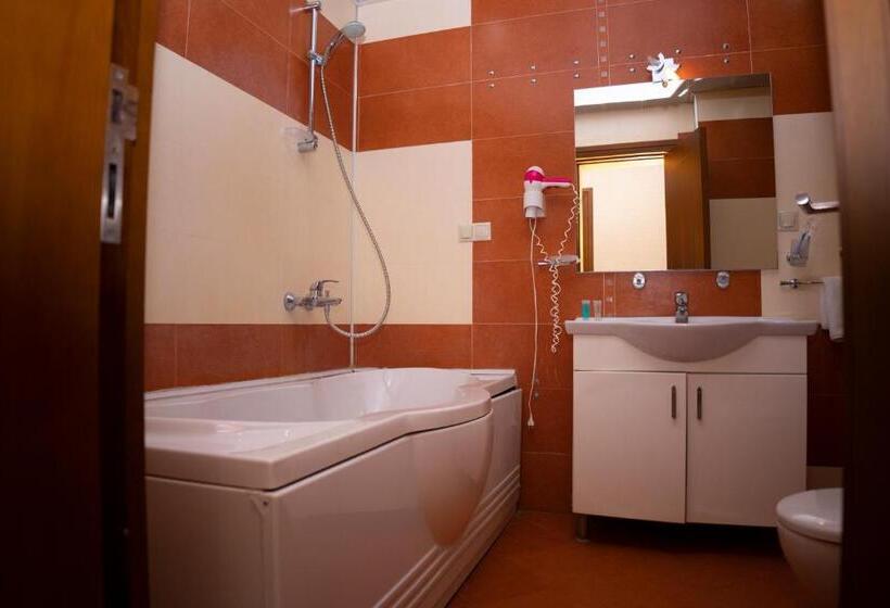 Olympic Hotel And Resort