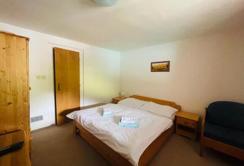 Panzió Penzion Level