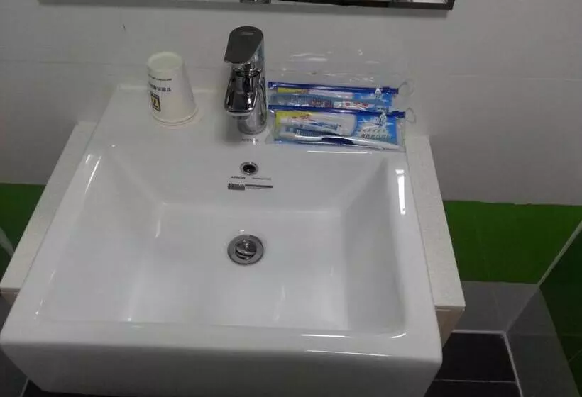 ホテル 7days Inn Deyang Wenmiao Square