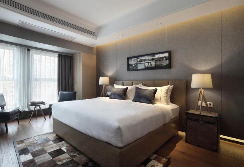 هتل Bloom Boutique