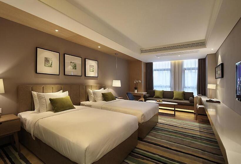 هتل Bloom Boutique