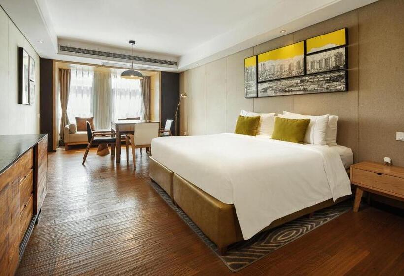 هتل Bloom Boutique