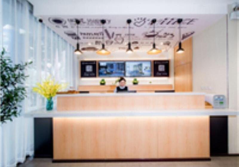 Otel Hanting Meishan Chibi Middle Road