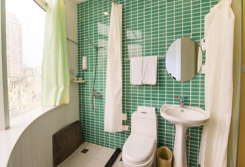 Отель Hi Inn Dalian Malan Square