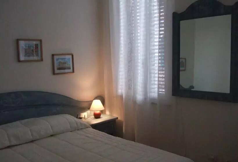 ホテル Roma