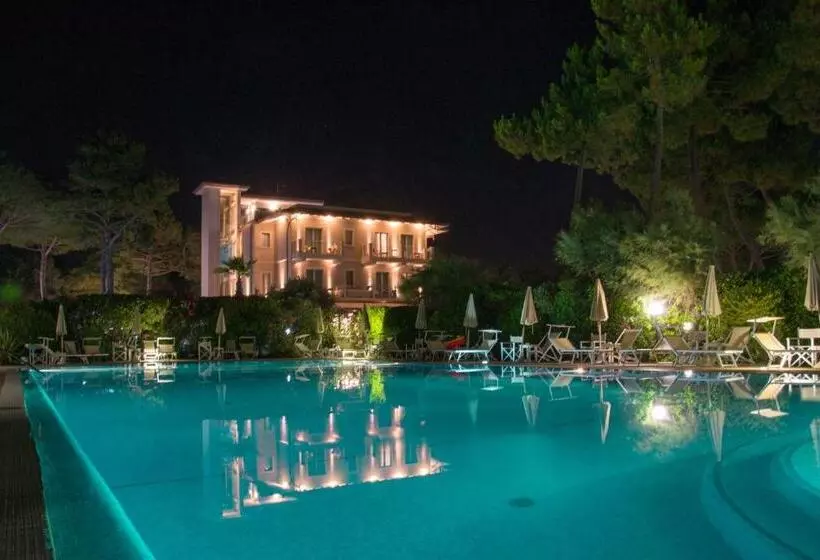 Hotelli Villa Elsa