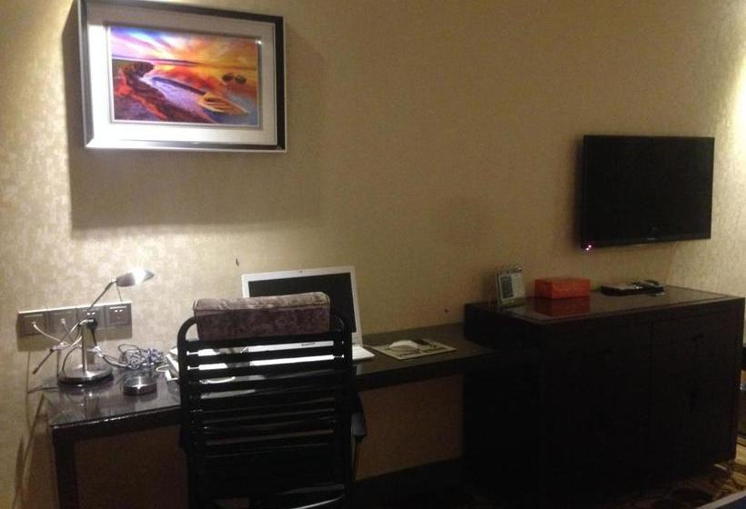 Hotel Yijia Chain Mingren Branch