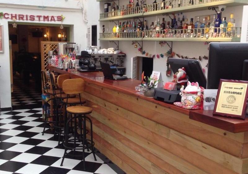 No.2 Courtyard Youth Hostel